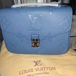 Louis Vutton Pochette metis macre navy blue purse